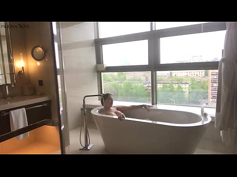❤️ Obrovská kočka vášnivě si honí kundu v koupelně ️❌ Šukání video u porna cs.vanalize.ru ❌️