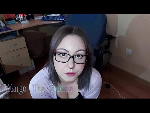 ❤️ Sexy holka s brýlemi kouří dildo hluboko na kameru ️❌ Šukání video u porna cs.vanalize.ru ❌️